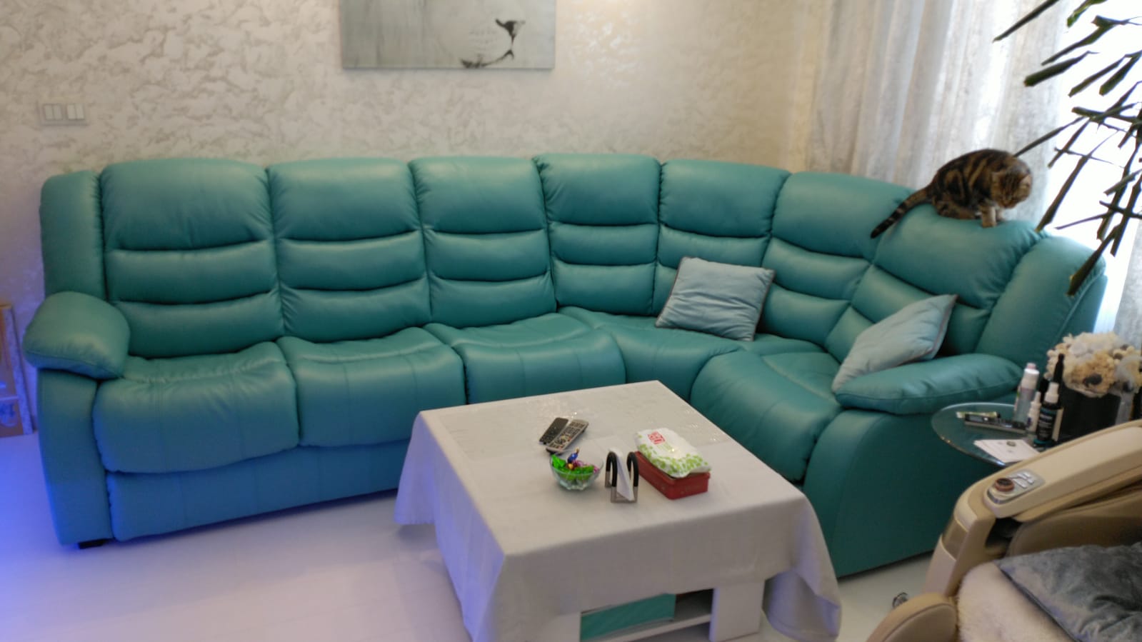 Перетяжка дивана на дому. Колчаново